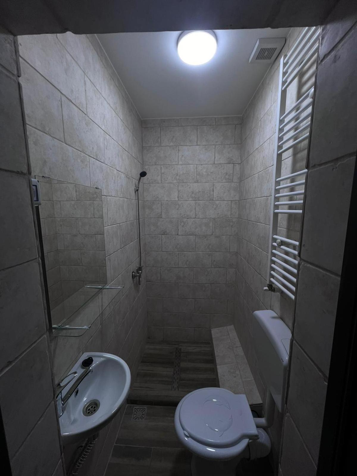Casa Privata Airport Bucharest Therme Bucharest 巴洛泰什蒂 外观 照片