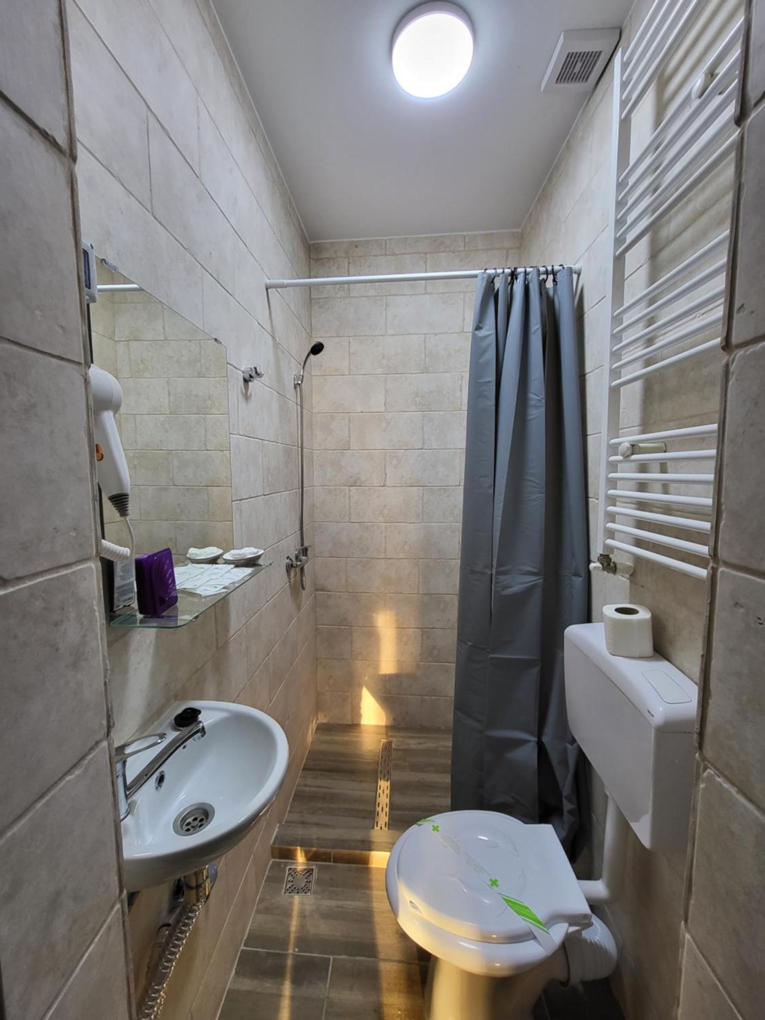 Casa Privata Airport Bucharest Therme Bucharest 巴洛泰什蒂 外观 照片